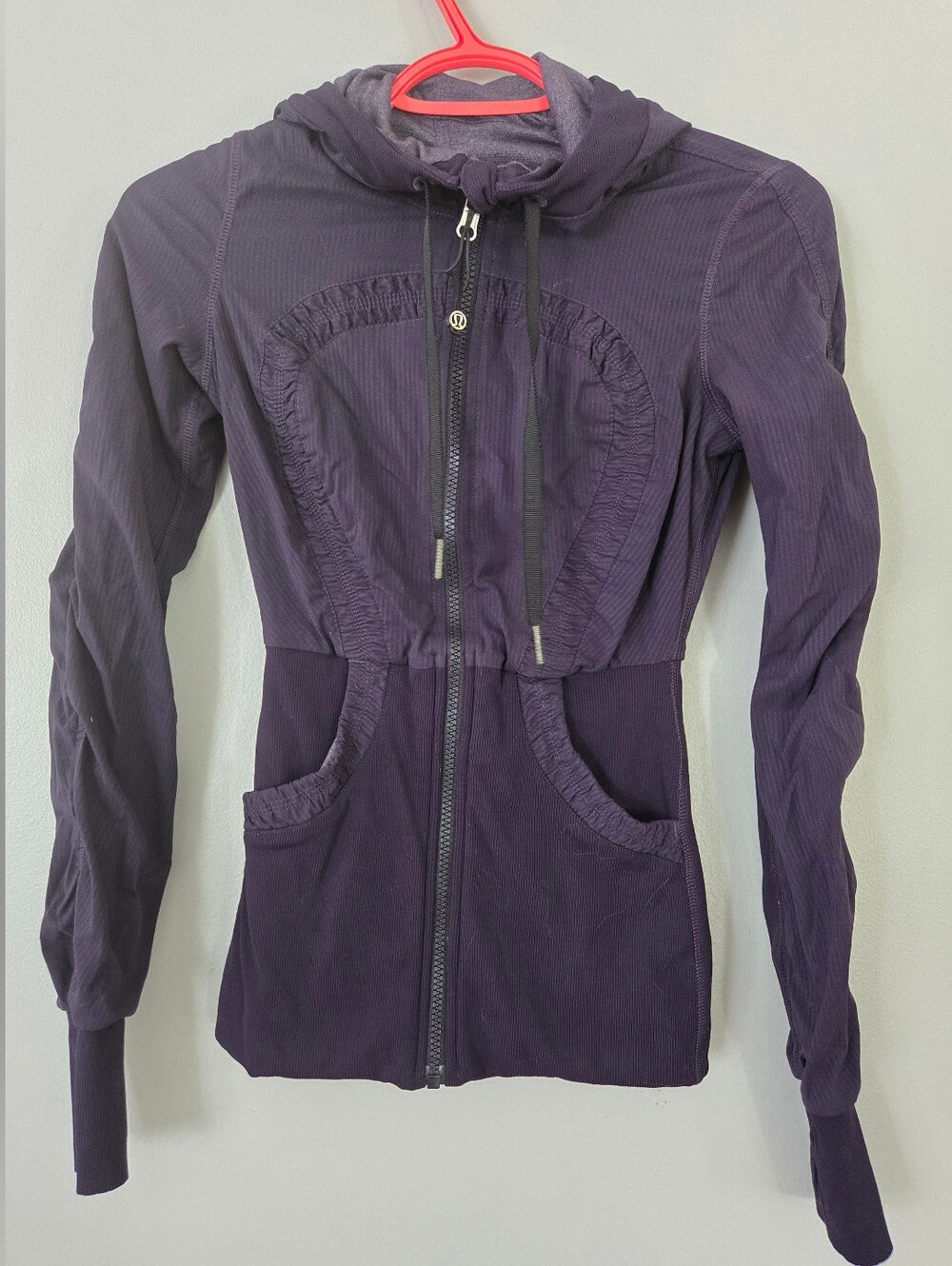 Lululemon Women’s Purple Dance Studio Reversible Hoodie Jacket Size 4?